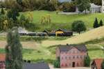 Direkt unter dem Stift Maria Plain liegt der Schmalspurbahnhof Maria Plain wo im August 2018 die 399.04 mit einem Sonderzug einen kurzen Halt eingelegt hat.

Modelleisenbahn Salzburg am 29.12.2022