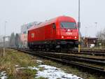 2016 075-1, erreicht bei moderatem Schneefall den Zwischenbahnhof Ried; 210319