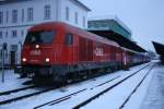 Am frhen Morgen des 03.01.11 machte sich die 2016 075 mit ihrem  Mnchen - Linz - Express  auf den Weg nach Mnchen.