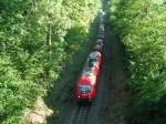 2016 064-4 mit ihrem Gterzug bei km 20/4 (Nhe RIED i.I.) 2006-07-17