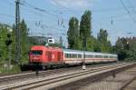 2016 068 am 08.06.13 mit einem Hochwasserumleiter aus Salzburg am Heimeranplatz zu Mnchen