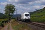 RTS 2016 908 mit einem Gterzug in Pommern an der Mosel am 25.07.2011
