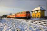 Abschiedsfahrt auf der Donauuferbahn mit der 2043.005 und 2 Schlierenwagen bei der Einfahrt Mauthausen. 27.11.2010 (D14367 Linz-Spitz)
Dank an die Veranstalter fr diese Sonderzug!