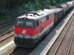 2043 025-2 bereit zur Abfahrt mit schwerem Gterzug Bhf. RIED i.I. 2006-06-26