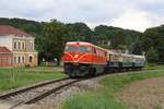 RBAHN 2050.09 am 02.August 2019 mit dem SR 16842 (Rückersdorf-Harmannsdorf - Ernstbrunn) bei Mollmannsdorf.