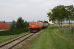 RBAHN 2050.09 fährt am 02.August 2019 mit dem SR 16842 (Rückersdorf-Harmannsdorf - Ernstbrunn) aus dem Bahnhof Wetzleinsdorf.