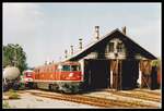 2050 007 wartet am 6.09.1994 in Mistelbach Lokalbahnhof vor dem Lokschuppen auf weitere Einsätze.