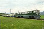 Dieselloks 2050 04 & 02 fahren mit dem Sdz 16300 von Spittal an der Drau nach Zeltweg.