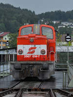 Die 1960 gebaute Diesellokomotive 2067 014-7 wurde Mitte August 2020 auf der Drehscheibe des Lokparks Ampflwang präsentiert.