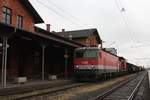 Am 31.10.2019 steht die 1144 070 als Vorspann-Tfz vor der 2068 052 mit dem VG73715 in Graz Ostbahnhof. Donnerstags ist der Zug der von Messendorf nach Graz Vbf fährt für die 2068 zu schwer und deshalb wird zwischen Graz Ostbahnhof und Graz Vbf ein weiteres Tfz vorgespannt.