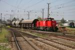 Hector 2070 028 mit Gterzug bei der Einfahrt in den Bahnhof Wels am 12.