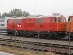 Ein Fahrzeug, ber dessen Zugehrigkeit sich trefflich streiten lt oder, frei nach Shakespeare: BB oder RTS, das ist hier die Frage! Diese Diesellok der Baureihe 2143 war am 17.10.2010 auf dem