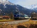 Die 2143 018 mit einem ALEX nach München am 27.02.2016 unterwegs bei Oberstdorf.