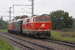 NLB 2143 070-7, ARGE 1041.15 und NLB 1110.505 am 21.August 2016 im Bahnhof Korneuburg.