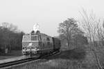 NLB 2143 070-7 am 23.November 2014 mit dem SR 17918 in Haugsdorf.