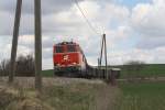 NLB 2143 070-7 mit dem SLP 93953 von Wien FJB nach Bad Pirawarth am 05.April 2015 zwischen Matzen und Raggendorf.