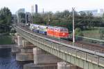 NLB 2143 070-7 am 19.September 2015 mit dem EZ 7490 kurz vor der aufgelassenen Hst.