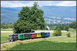 15.Juli 2021. 
L45H 070 zieht den Flascherlzug nach Preding. 
Hier zwischen Herbersdorf und Neudorf im Stainztal tuckert der Diesel gemächlich bergab.