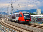 Graz. Der (noch) im CRD2000-Design gehaltene ÖBB 5022 054 ist hier am 15.07.2020 als S3 in Graz Don Bosco zu sehen.