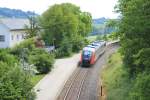 5022 013-6 beim Halt in Peterskirchen bei Km 15,1 auf der Fahrt nach Linz an der Donau, Juni 2014 