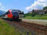 5022 027-4 als R 4814 (Kötschach-Mauthen - Villach Hbf) am 7.6.2015 beim Halt in Rattendorf-Jenig.