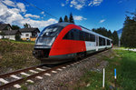 5022 027-4 fährt als R 4813 (Villach Hbf - Kötschach-Mauthen) nahe der Bedarfshaltestelle Postran vorüber. Ab 11.12.2016 wird der Betrieb hier schon eingestellt sein.
Aufgenommen am 14.8.2016.