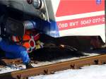 Brennschneidarbeiten waren nötig, um den verunfallten Triebwagen 5047077-2 aus dem Bhf.