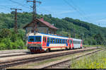 ÖBB 5047 016 durchfährt am 29. Mai 2017 zusammen mit einem Schwesterfahrzeug den Bahnhof Viehofen auf dem Weg von Krems nach St. Pölten.