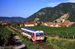 5047 001 (Zug R 6138) bei Wsendorf in der Wachau (26. August 1998)