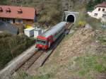 Der 5047 014-5 verlsst den Drnsteinertunnel und wird nun den Schlossbergtunnel passieren.