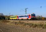 Eine bunte Doppelgarnitur bestehend aus GySEV 5047 501 und BB 5047 051 fhrt als Leerpersonenzug in Richtung Sopron. Deutschkreutz, 29.10.2010