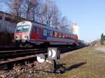 5047 076-4 passiert als R5953 Weiche64 des Bhf. Ried;110320