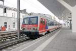 Soeben fuhr 5047 071-5 auf Gleis 3 des umgebauten Salzburger Hauptbahnhofes ein.