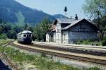 5146 209-7 im Juni 1987 im idyllischen Endbahnhof Kernhof der in Traisen beginnenden Nebenbahn.