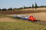 A-NLB 2067.100 und A-SALM 5146 208-3 beim zweit�gigem Fotospezial  Dieselnostalgie im Weinviertel  am 23.August 2026 beim Strecken-Km 54,3 der Lokalbahn Korneuburg - Hohenau.