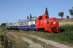 A-NLB 2067.100 und A-SALM 5146 208-3 beim zweit�gigem Fotospezial  Dieselnostalgie im Weinviertel  am 23.August 2026 beim Strecken-Km 54,3 der Lokalbahn Korneuburg - Hohenau.