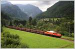 �GEG 1020.37 mit dem f�r Fotozwecke umgeleiteten Leererzzug 17256 am 11.8.2012 im Erzbachtal vor Hieflau aufgenommen.