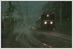 Nebel und Regen machten das Fotografieren der R�ckfahrt des Sonderzuges R 16430 am 1.6.2008 von M�rzzuschlag nach Wien, welcher mit 1100.102 bespannt war, relativ schwierig.