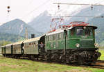 Am 13. und 14. Mai 2005 fand im Ennstal die Veranstaltung  Bahnklassik Ennstal  statt. Die Aufnahme entstand am 14.05. zwischen Schladming und Lietzen. Hier verlässt ein Sonderzug mit der ÖBB-Lok 1245.05 den Bahnhof Haus.