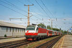 Am 23 Mai 2002 treft 1014 013 in Bruck an der Leitha ein.