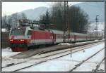 E-Lok 1014 016 mit fhrt mit EZ 1953 von Mrzzuschlag in Richtung Zauberberg Semmering 5.1.2008