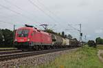 Mit einem gemischten Güterzug nach München Nord fuhr am 12.09.2017 die 1016 006 bei Zorneding über die KBS 951 in Richtung Zielbahnhof.