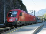 ÖBB 1016 014-1 vor dem EC 563 von Bregenz nach Wien Westbahnhof.