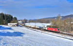 1016 040 mit einem KLV am 11.02.2021 bei Vilshofen.