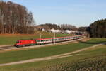 1016 002 war am Zugschlus des  EC 113  bei Axdorf in Richtung Salzburg unterwegs.