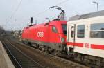 Nachschuss auf 1016 024-0 bei der Ausfahrt mit IC 2082  Knigssee  in Lneburg am 31.03.09.