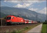 1016 006 ist mit dem REX 1504, Schwarzach-St.Veit – Innsbruck Hbf, bei Schwaz unterwegs.