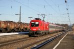 1016 024-0 Korridorzug  OIC 864  nach Bregenz bei der Durchfahrt im Bf bersse am 02.05.2011