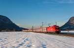 BB 1016 024 hauls the OIC864 (Wien Westbahnhof - Bregenz) here near Oberaudorf on the 5th of February in 2011