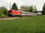 BB 1016 043-0 am 19.05.2005 mit OEC 160 (Wien - Zrich) bei bersee.